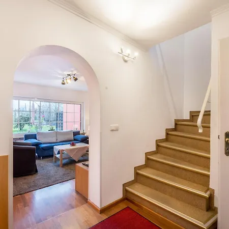 Haus Rose Muc Μόναχο